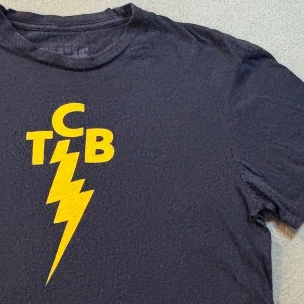 Elvis Presley TCB Taking Care of Business Mens L Navy Blue Graphic T-Shirt